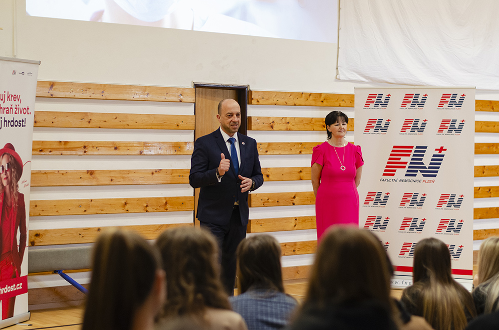 daruj krev zazij hrdost 10